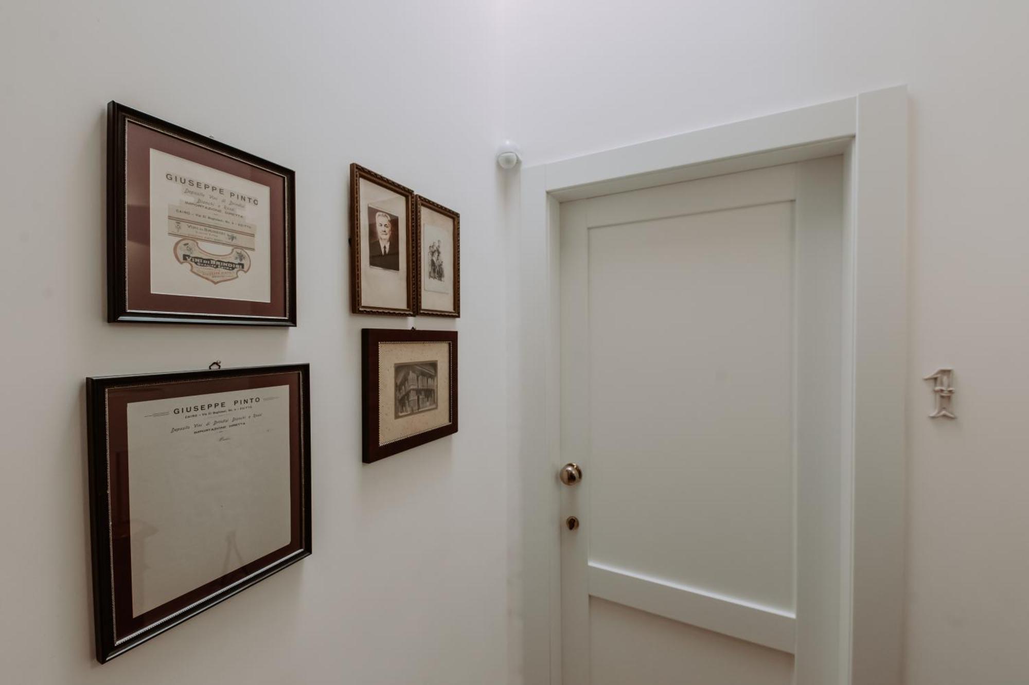 Palazzo Pinto B&B Brindisi Exteriör bild