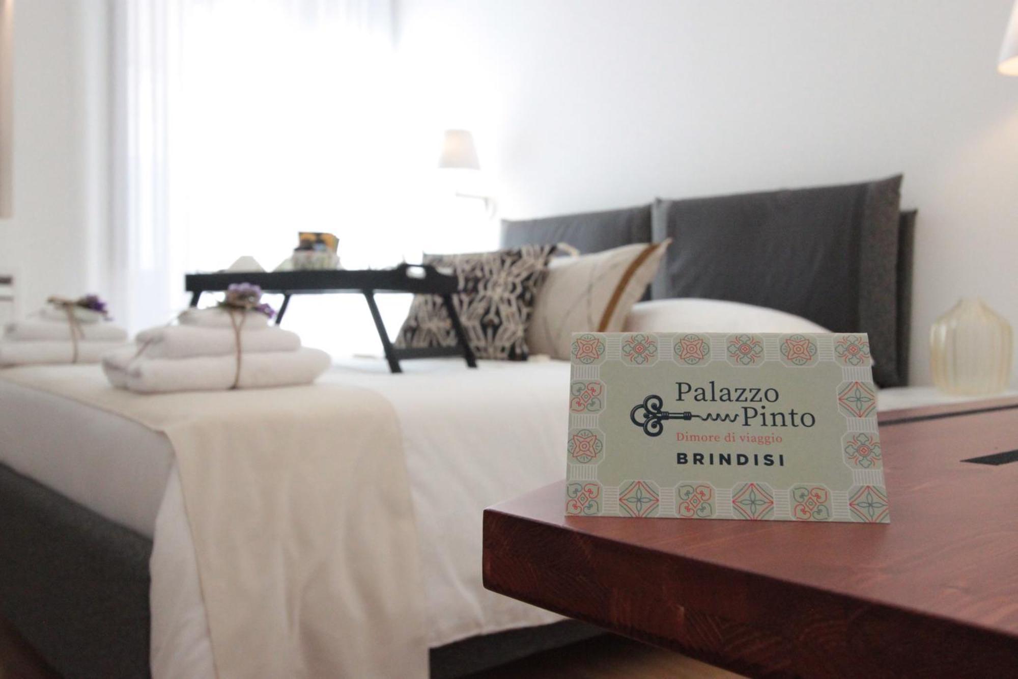 Palazzo Pinto B&B Brindisi Exteriör bild